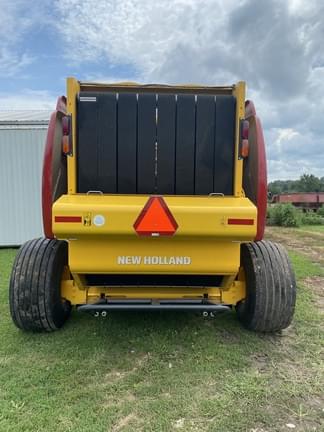 Image of New Holland RB560 Specialty Crop equipment image 1