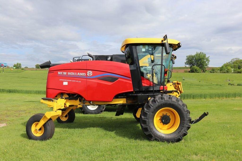 Image of New Holland Speedrower 220 Plus Primary image