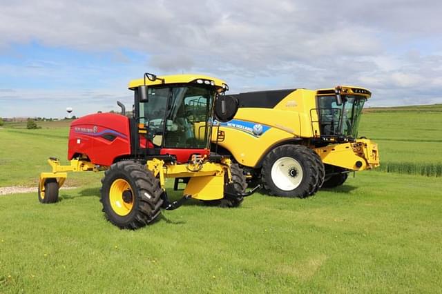 Image of New Holland Speedrower 220 Plus equipment image 1