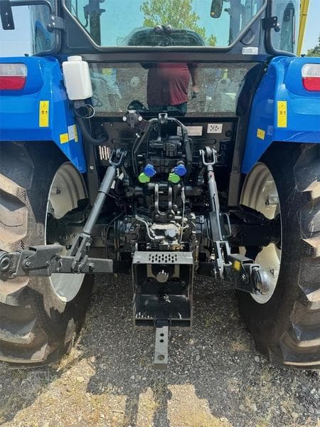 Image of New Holland T5.120 equipment image 4