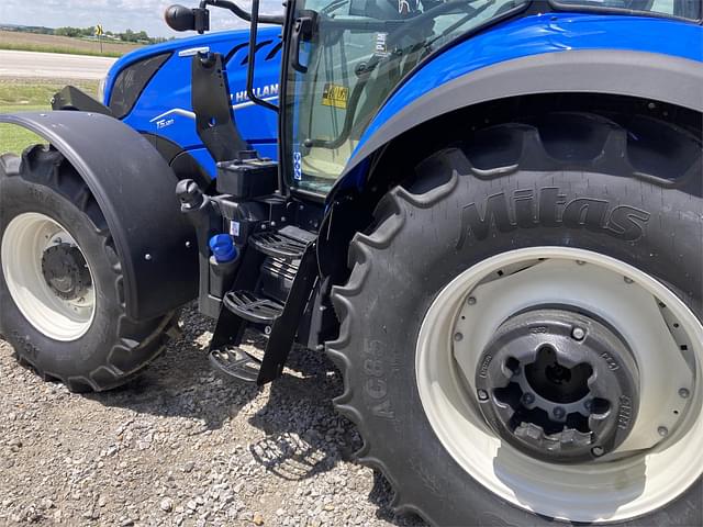 Image of New Holland T5.120 equipment image 2