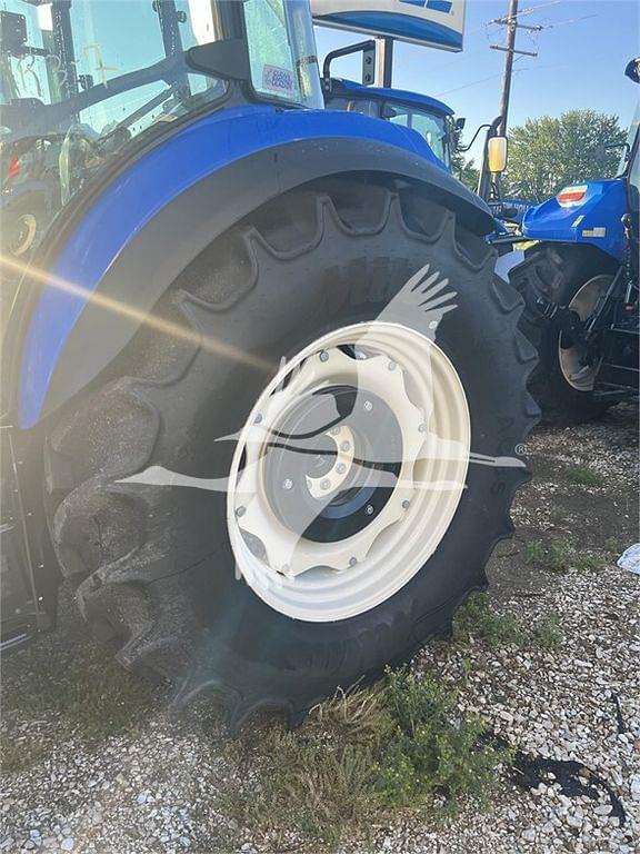 Image of New Holland T5.120 equipment image 2