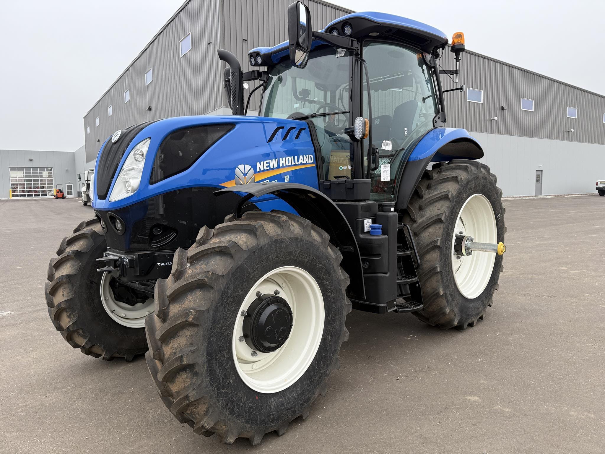 2024 New Holland T7.190 Equipment Image0