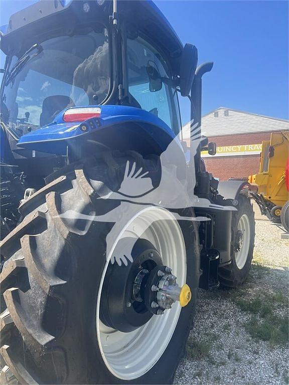 Image of New Holland T7.210 equipment image 4