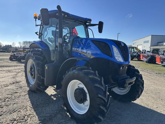 Image of New Holland T7.210 SideWinder II equipment image 1