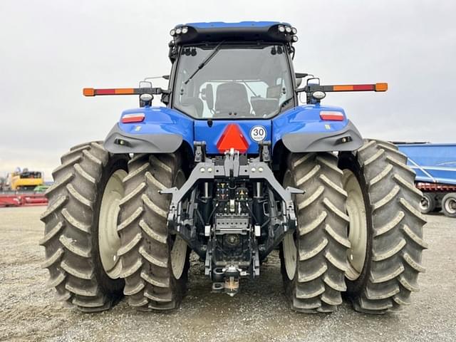 Image of New Holland T8.320 equipment image 3