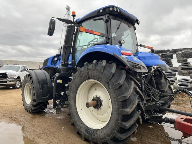 Image of New Holland T8.350 equipment image 2