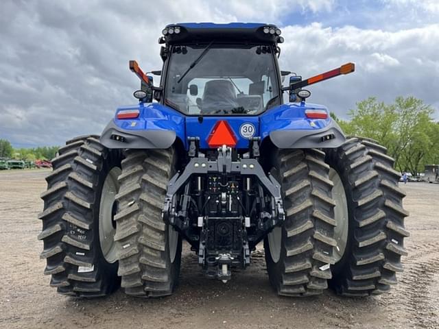 Image of New Holland T8.350 equipment image 4