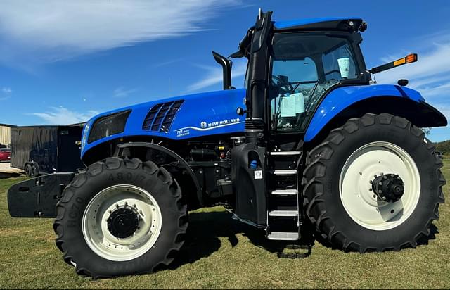 Image of New Holland T8.350 equipment image 1