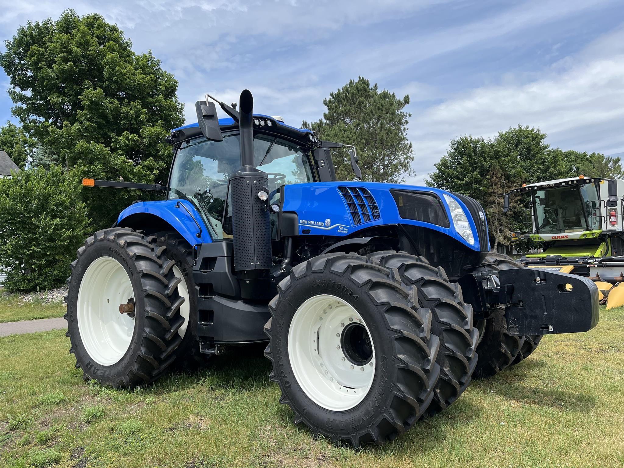 2024 New Holland T8.380 Equipment Image0