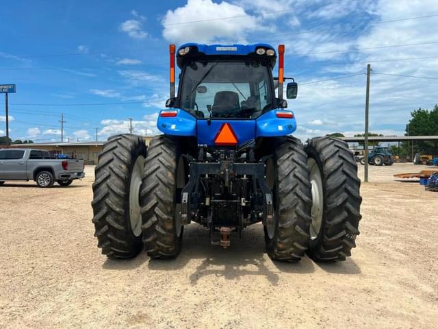 Image of New Holland T8.410 equipment image 2