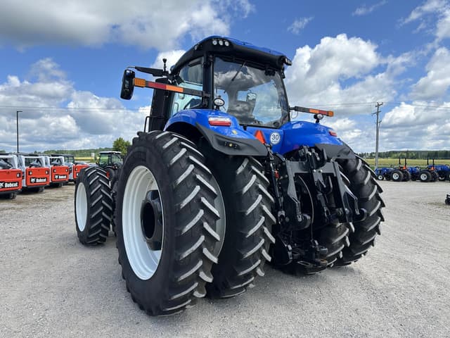 Image of New Holland T8.435 equipment image 2