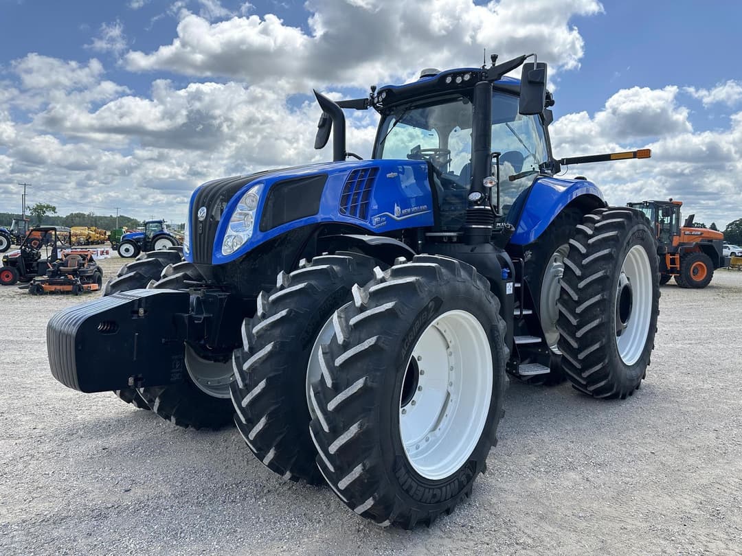 Image of New Holland T8.435 Primary image