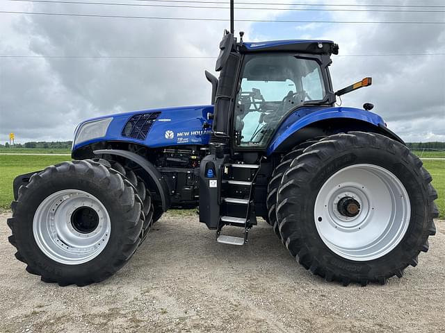 Image of New Holland T8.435 equipment image 1