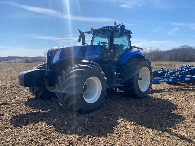 Image of New Holland T8.435 Primary Image
