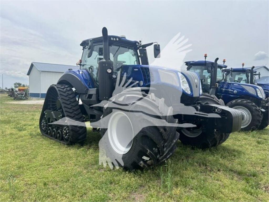 Image of New Holland T8.435 SmartTrax Image 0