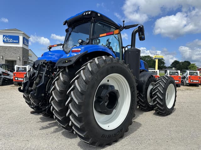 Image of New Holland T8.435 equipment image 4