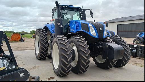 Image of New Holland T8.435 Image 0