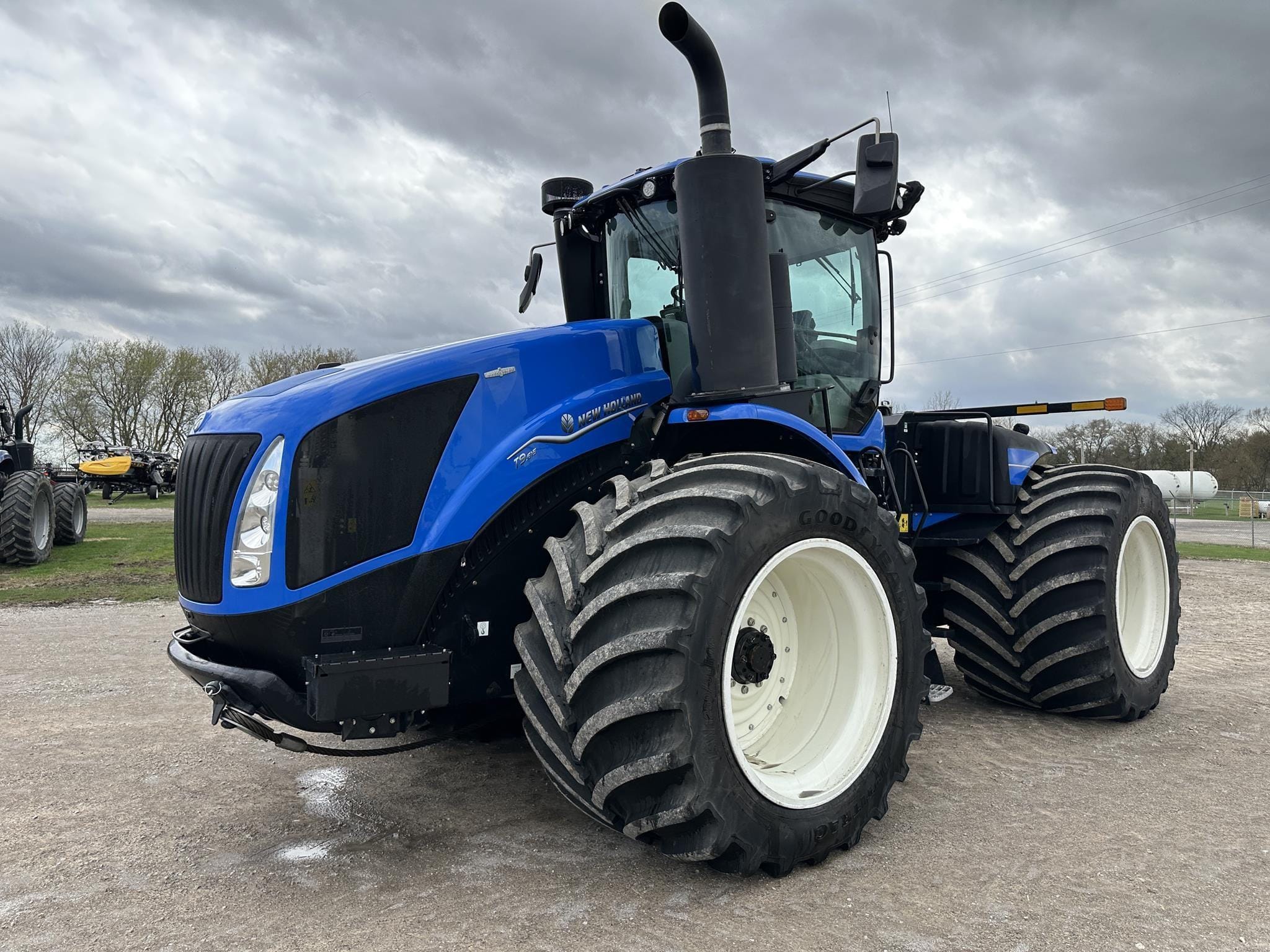 Main image New Holland T9.615
