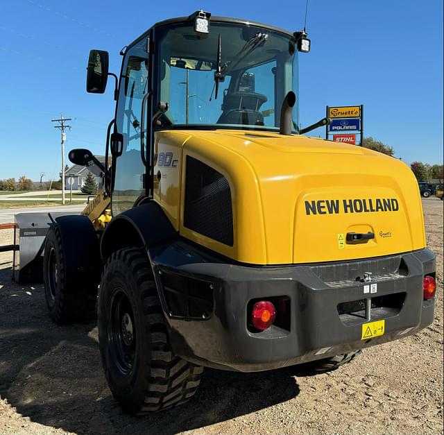 Image of New Holland W80C equipment image 3