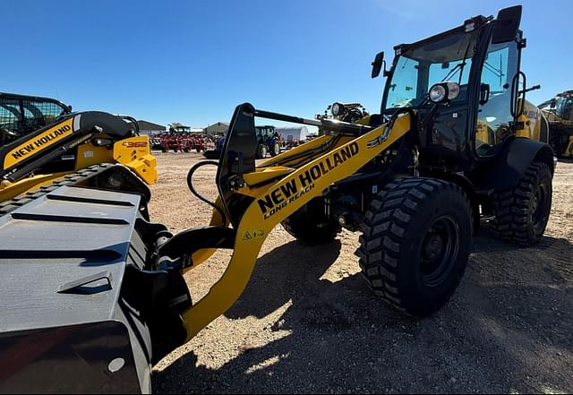 Image of New Holland W80C equipment image 1