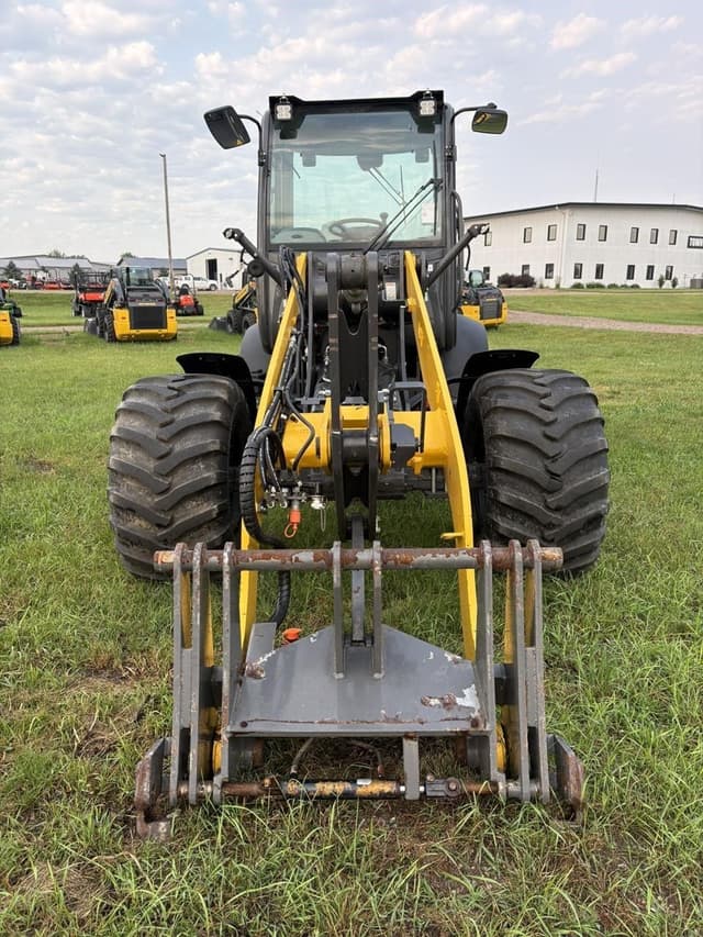 Image of New Holland W80C HS equipment image 1