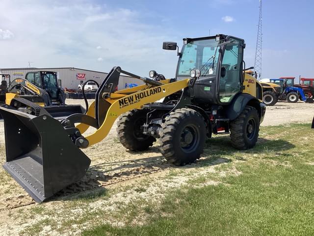 Image of New Holland W80C equipment image 4