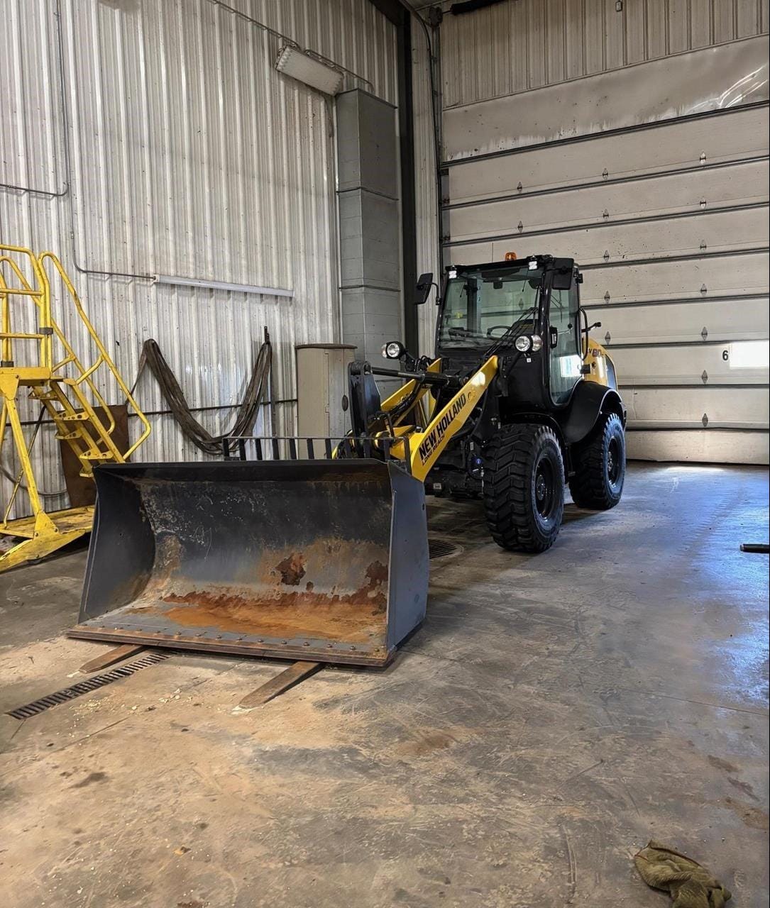 2024 New Holland W80C LR Equipment Image0
