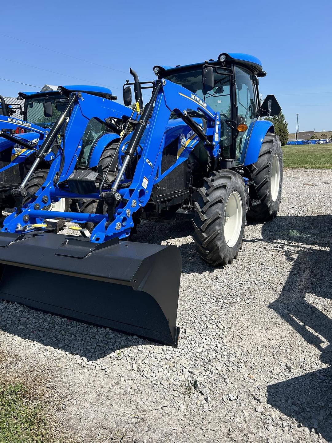 Image of New Holland Workmaster 105 Image 0