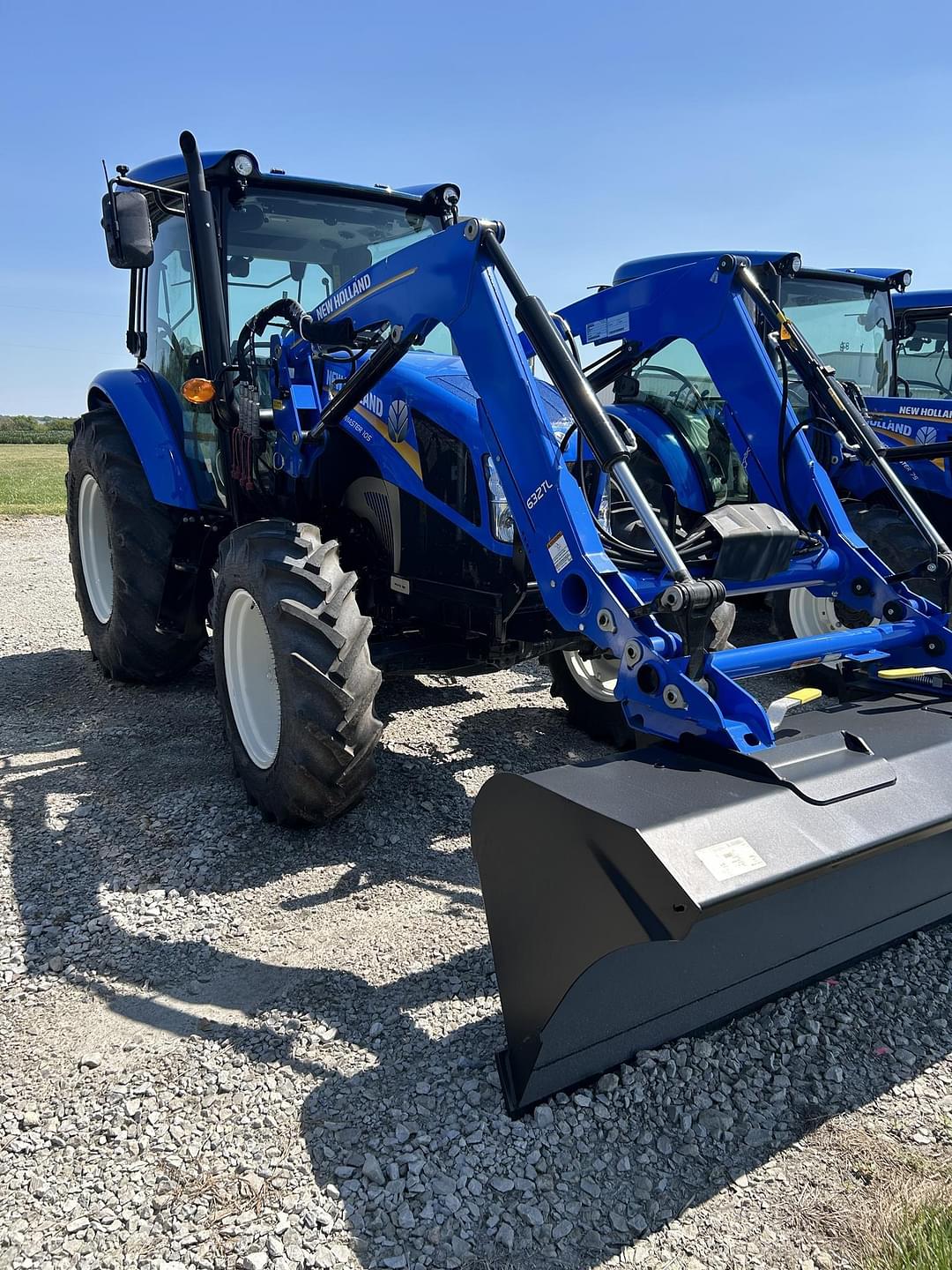 Image of New Holland Workmaster 105 Image 1