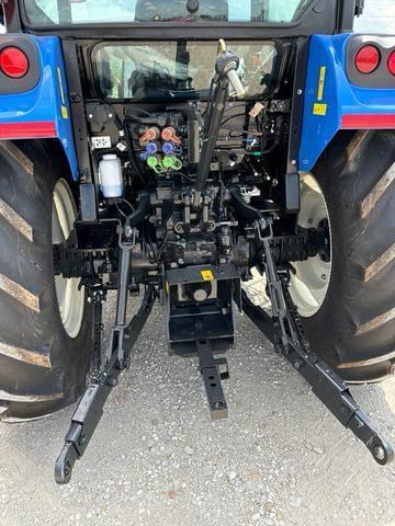 Image of New Holland Workmaster 120 equipment image 4