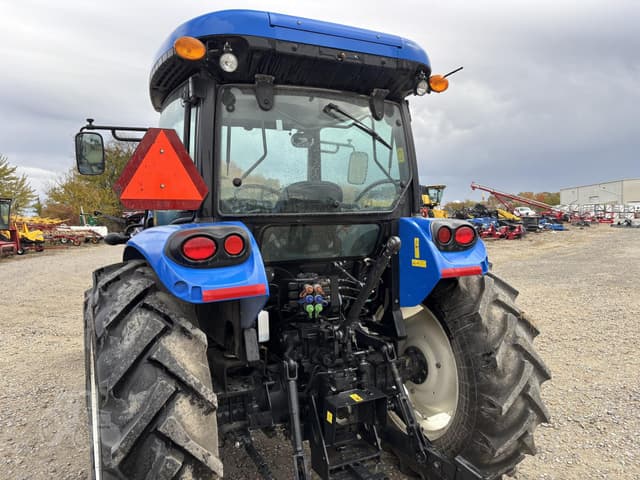 Image of New Holland Workmaster 120 equipment image 4