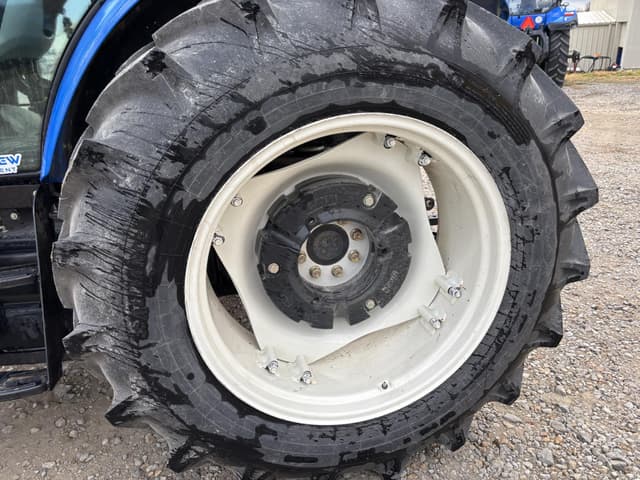 Image of New Holland Workmaster 120 equipment image 3