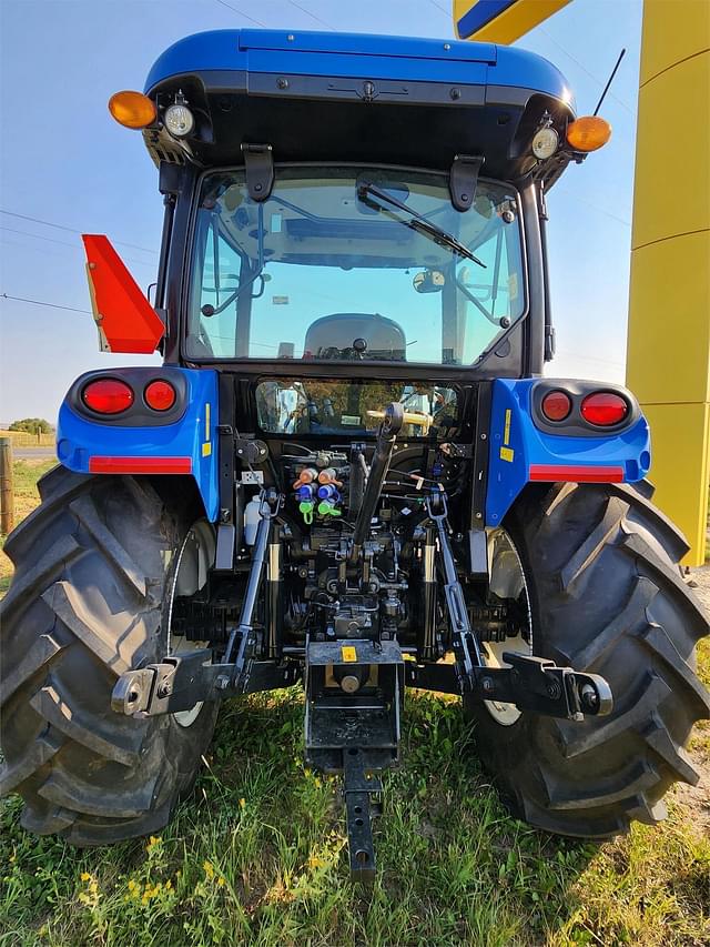 Image of New Holland Workmaster 120 equipment image 3