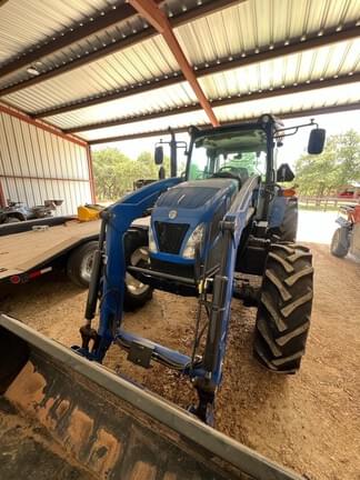 Image of New Holland Workmaster 120 equipment image 2
