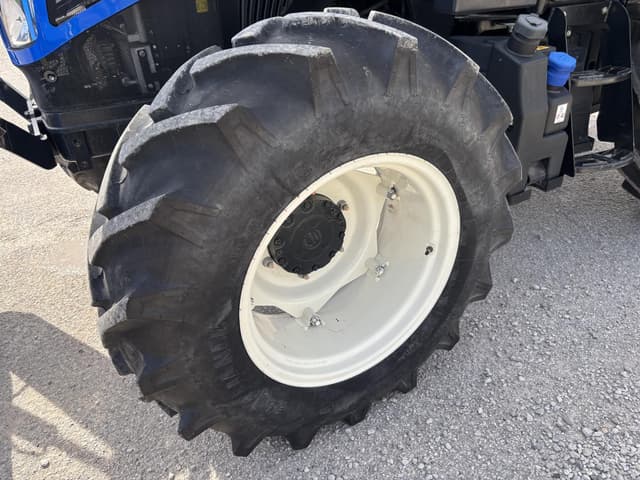 Image of New Holland Workmaster 120 equipment image 3