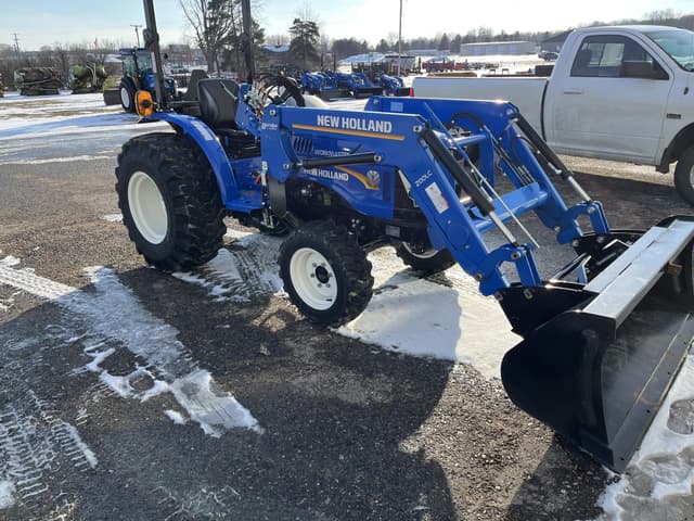 Image of New Holland Workmaster 25 equipment image 4