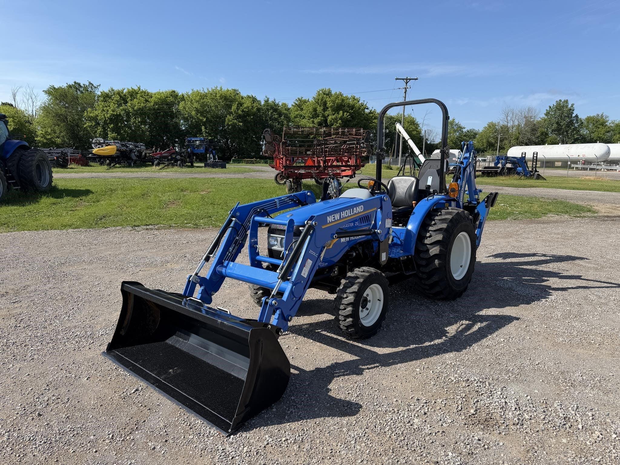 2024 New Holland Workmaster 25 Equipment Image0