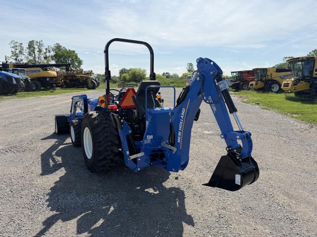 Image of New Holland Workmaster 25 equipment image 2