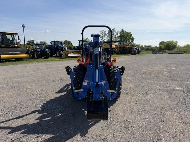 Image of New Holland Workmaster 25 equipment image 3