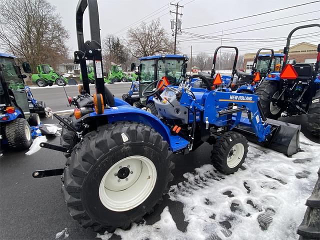 Image of New Holland Workmaster 25 equipment image 2