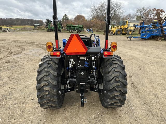 Image of New Holland Workmaster 25 equipment image 3