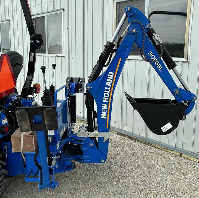 Image of New Holland Workmaster 25S equipment image 3