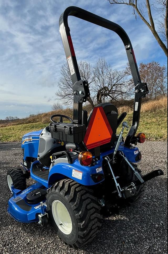 Image of New Holland Workmaster 25S equipment image 2