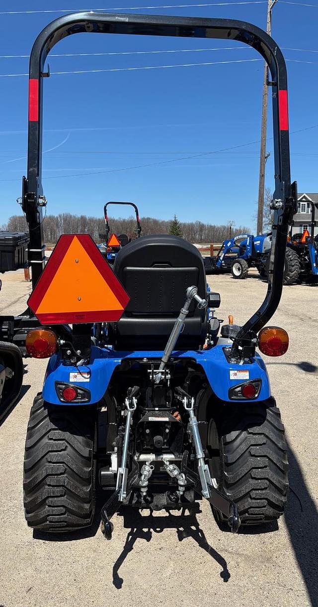 Image of New Holland Workmaster 25S equipment image 4