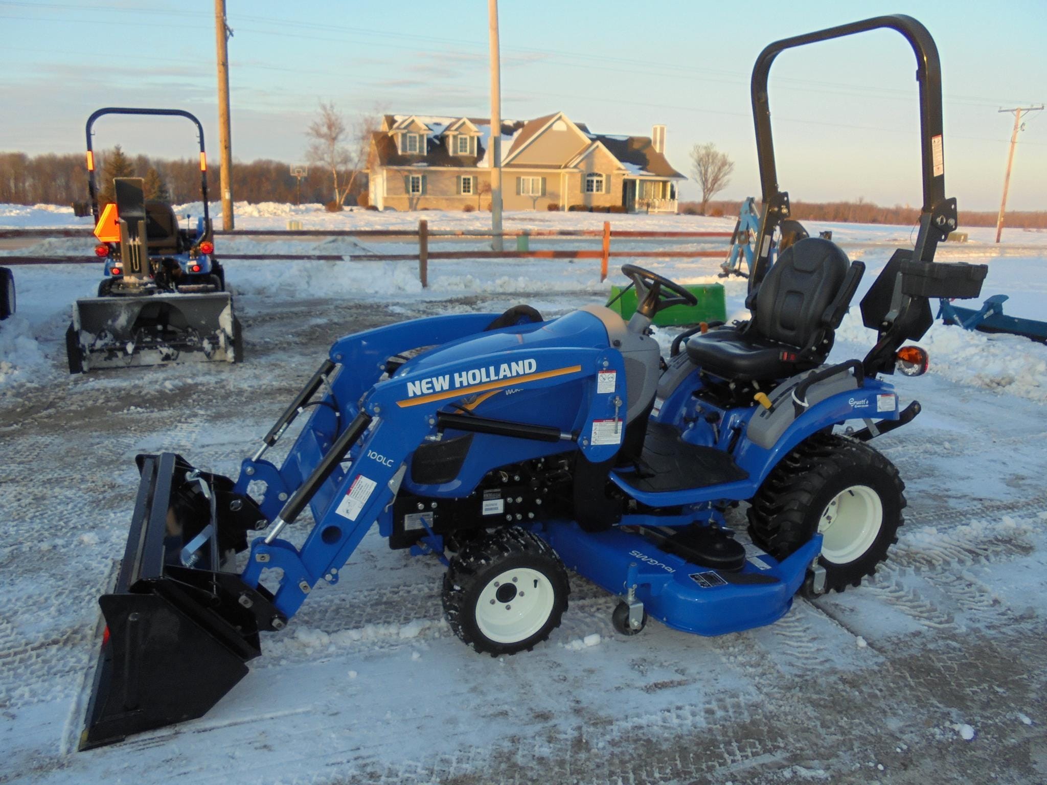 2024 New Holland Workmaster 25S Equipment Image0