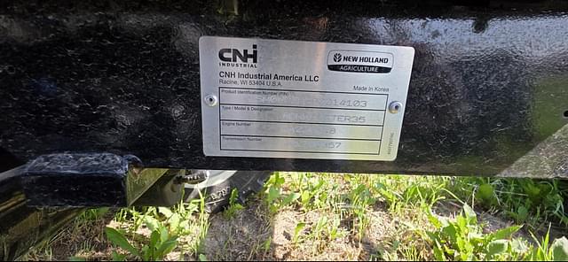 Image of New Holland Workmaster 35 equipment image 4