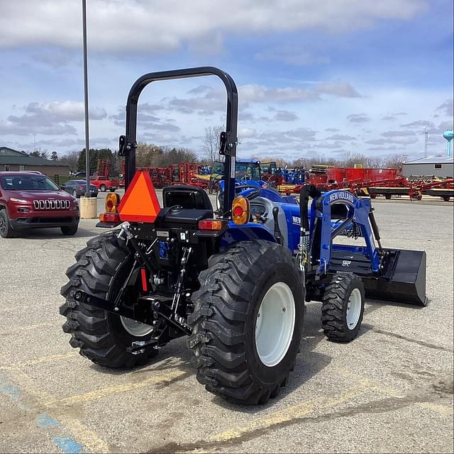 Image of New Holland Workmaster 40 equipment image 3