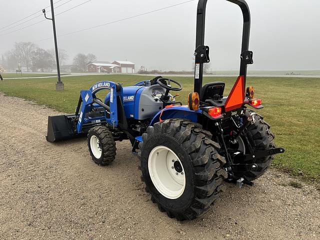 Image of New Holland Workmaster 40 equipment image 2