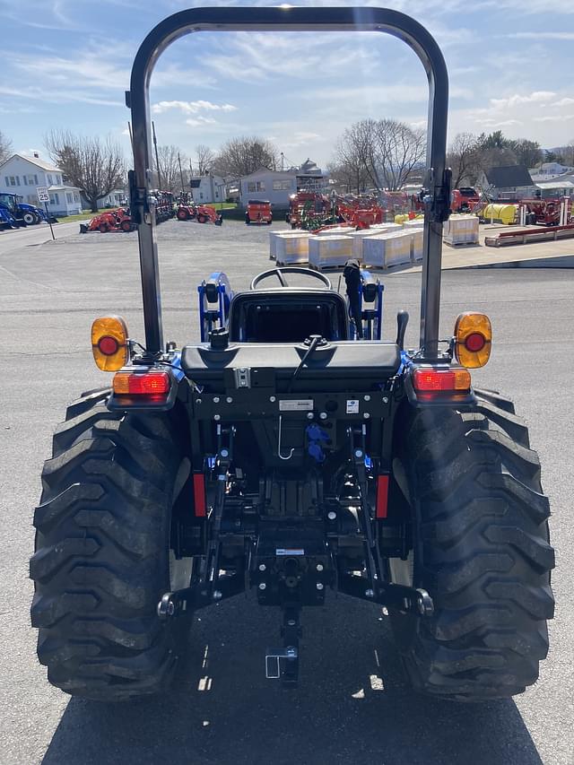 Image of New Holland Workmaster 40 equipment image 4